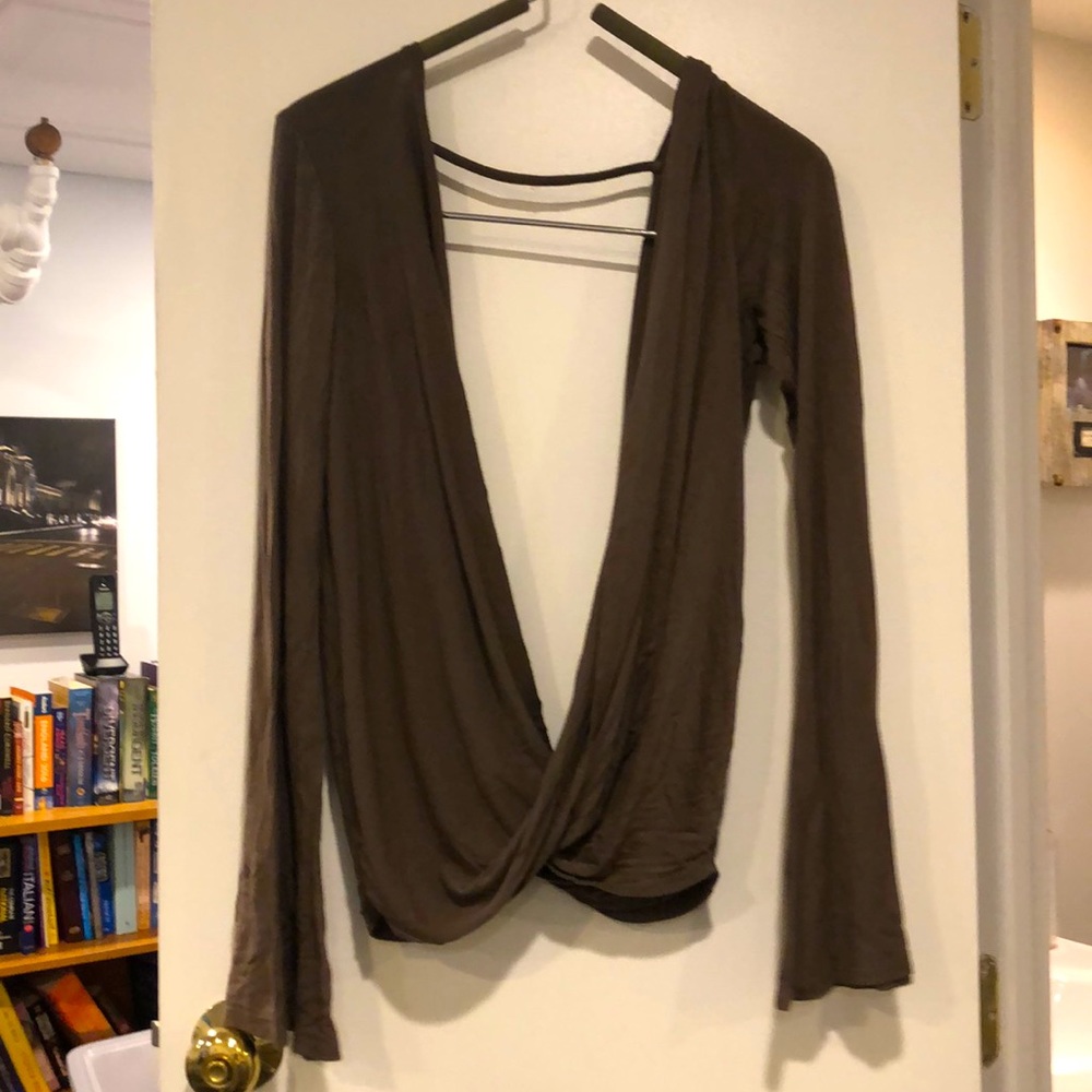Long sleeve top